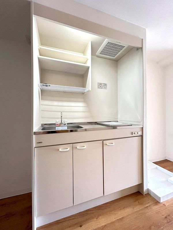 �y�L�b�`���z�@