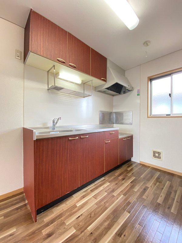 �y�L�b�`���z�@