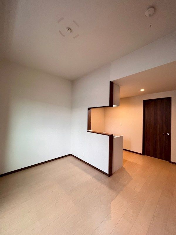 �y���ԁE���r���O�z�@