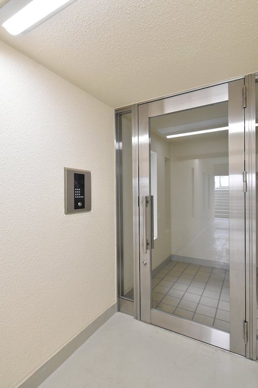 �y�G���g�����X�z�@