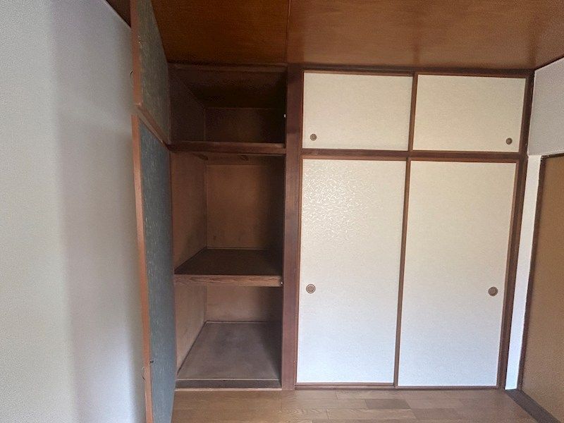 �y���[�z�@�V�܂��B�ǈ�ʎ��[�ł��B�����^�C�v�Ȃ̂ŉ��s��������܂��B