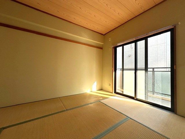 �y�Q���z�@