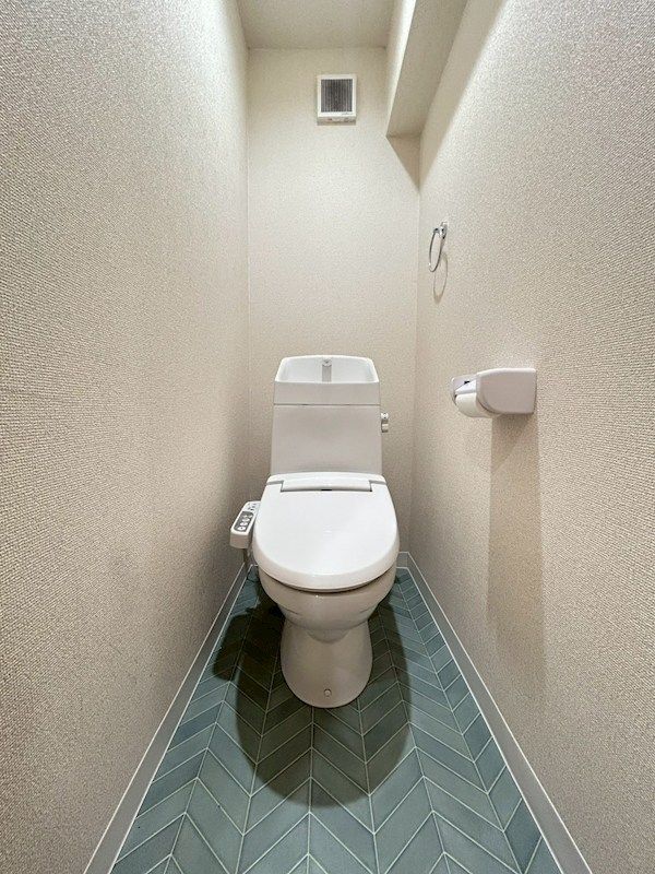 �y�g�C���z�@