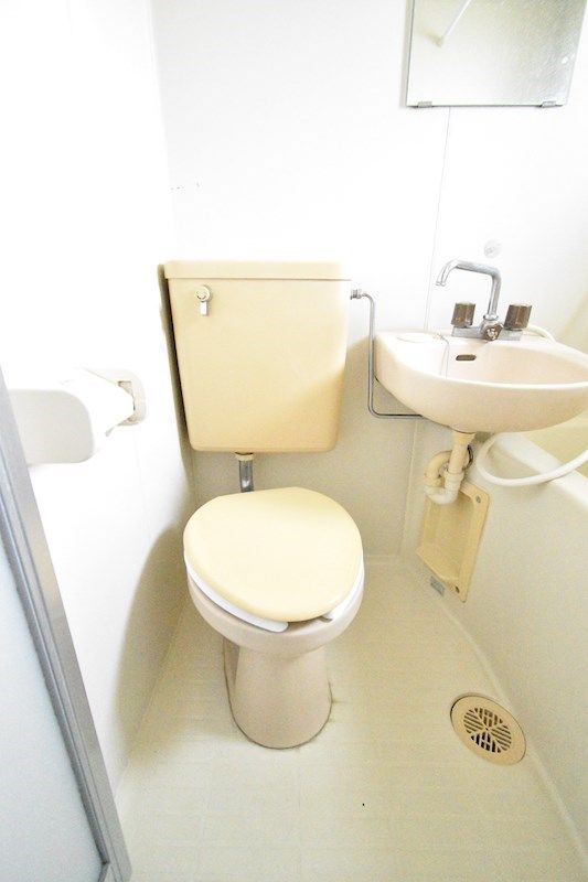 �y�g�C���z�@