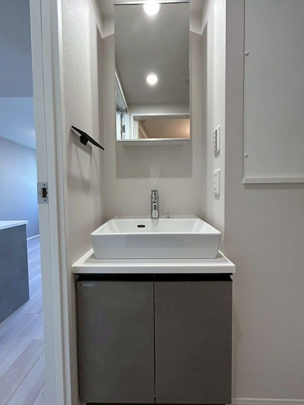 �y���ʏ��z�@