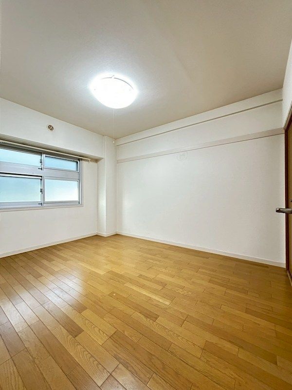 �y�Q���z�@