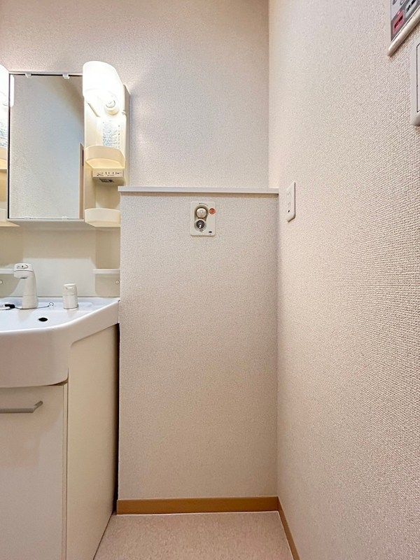 �y���̑��ݔ��z�@