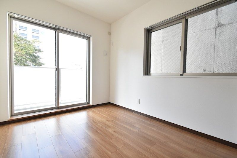 �y���̑������E�X�y�[�X�z�@