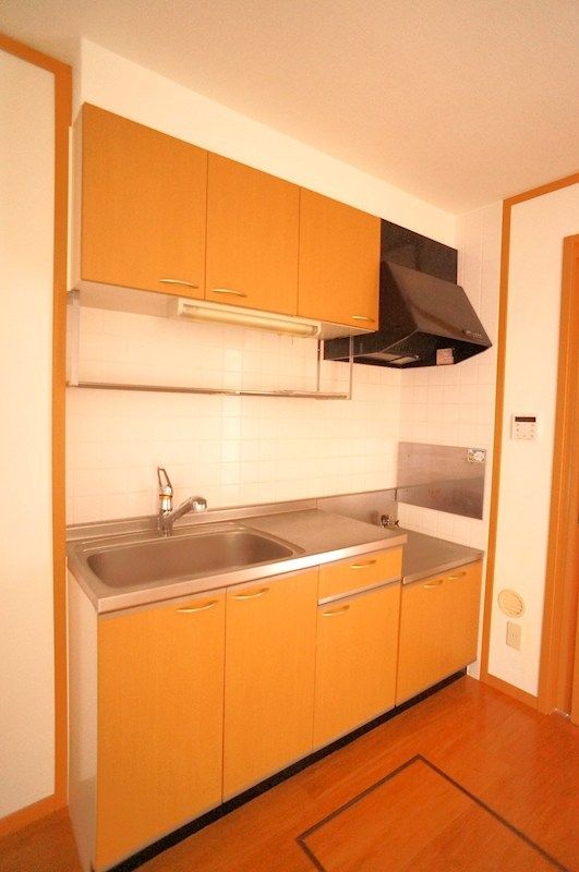 �y�L�b�`���z�@