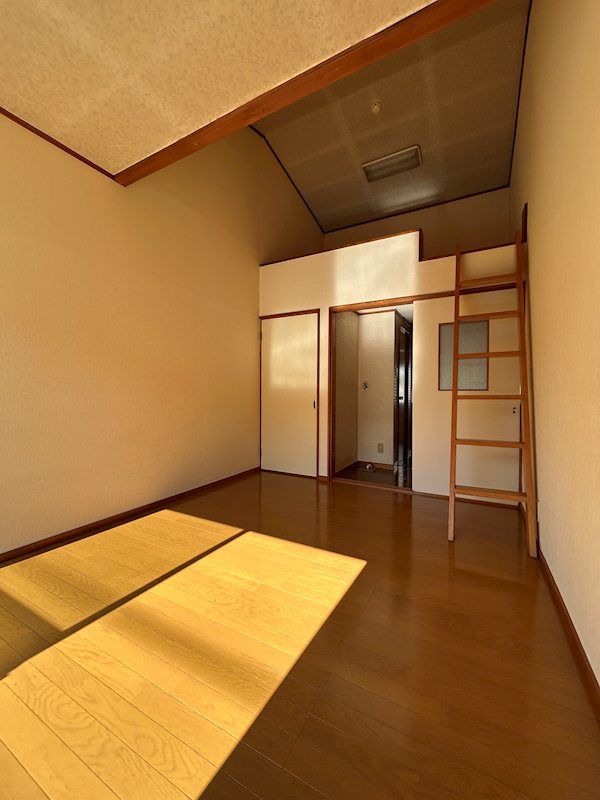 �y�Q���z�@