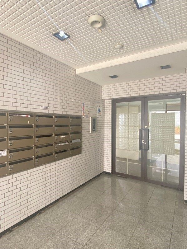 �y�G���g�����X�z�@