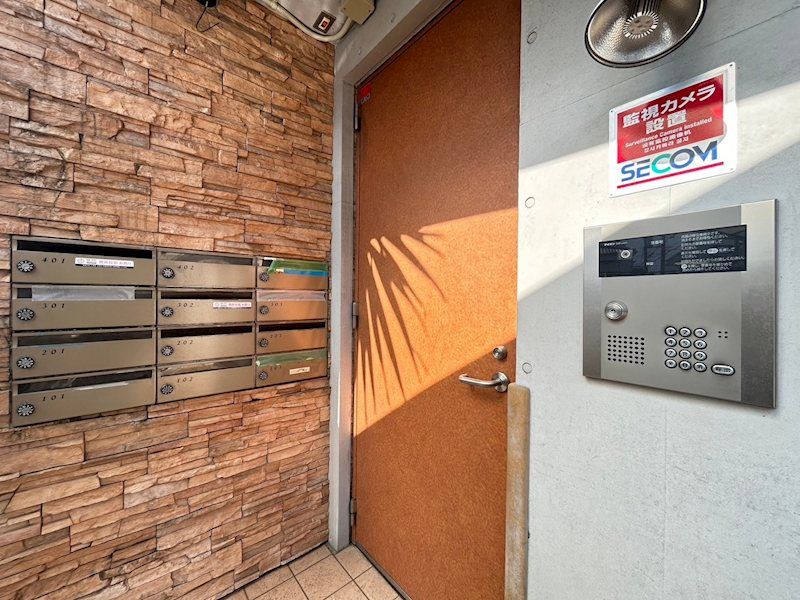 �y�G���g�����X�z�@