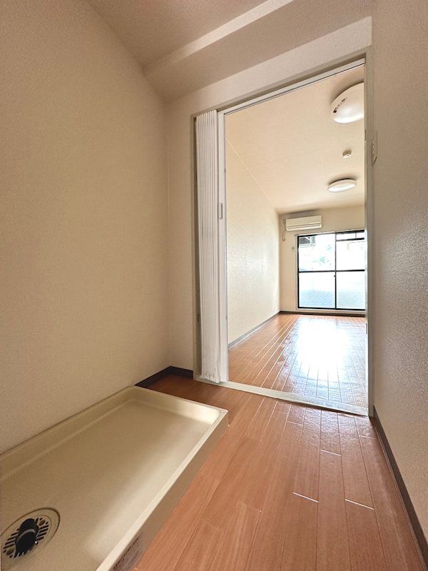 �y���̑������E�X�y�[�X�z�@