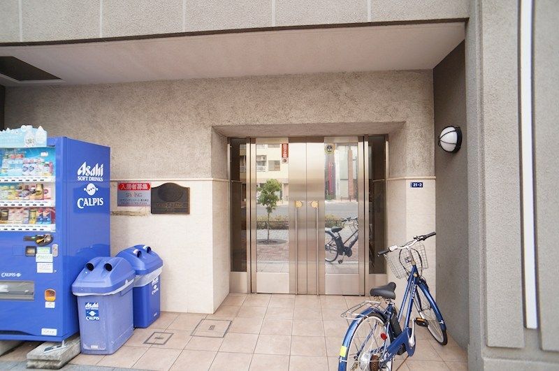 �y�G���g�����X�z�@