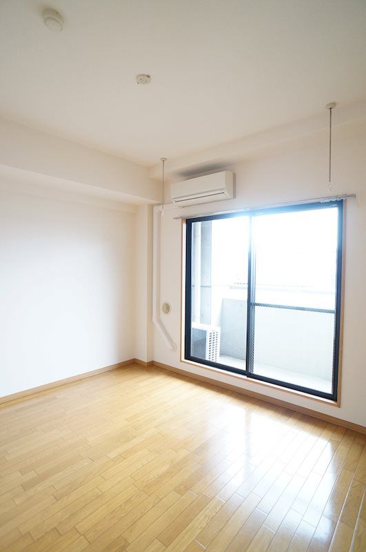 �y���ԁE���r���O�z�@