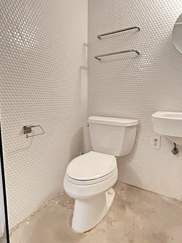 �y�g�C���z�@