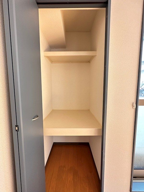 �y���[�z�@��������d�����āA�������͂����X�b�L���B