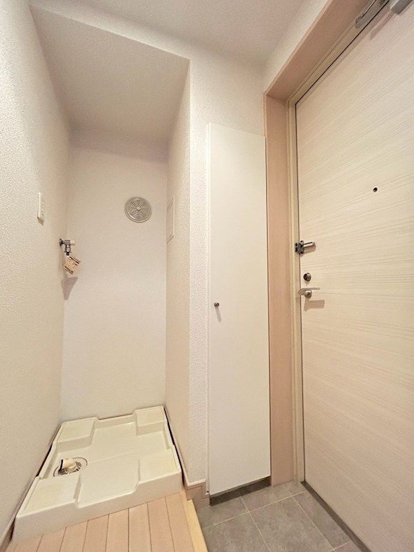 �y���ցz�@���ւ���n�܂�A�����������B