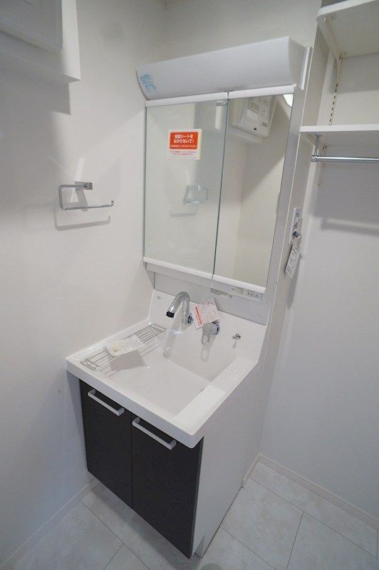 �y���ʏ��z�@�V�����[�t���Ɨ����ʑ��