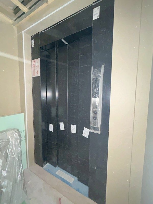�y���̑��z�@�G���x�[�^�[��4�K�܂ōs���܂�