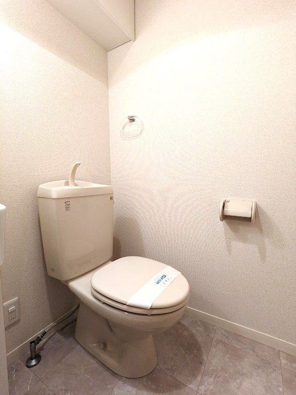 �y�g�C���z�@