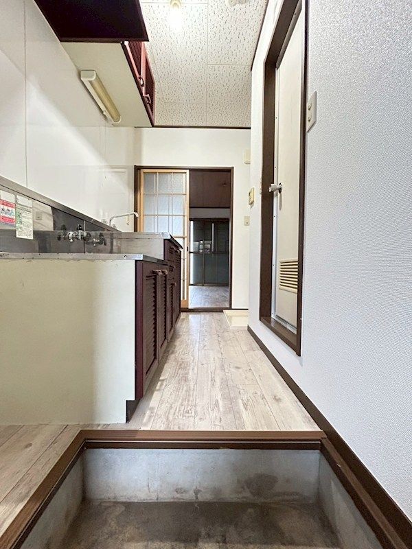 �y���ցz�@���ւ���n�܂�A�����������B