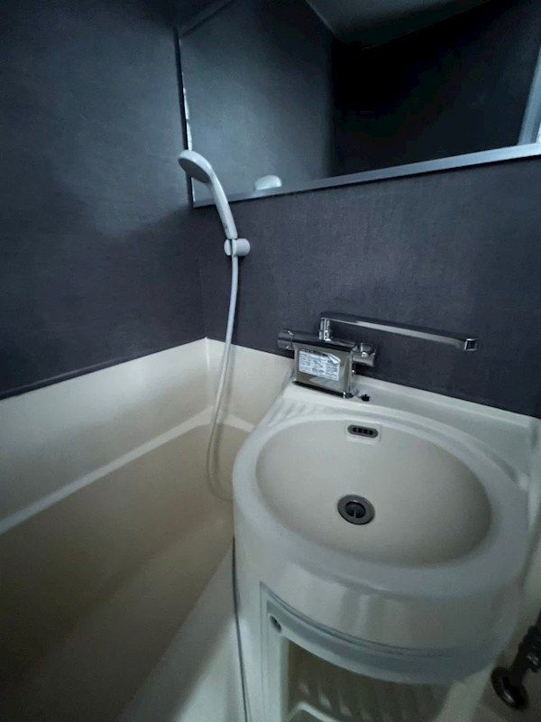 �y���ʏ��z�@�g�x�x�ɕ֗��Ȑ��ʑ��ݒu�B�R���p�N�g�Ȃ���A��􂢂���������ŉ��K�ɍs����ݔ��ł��B