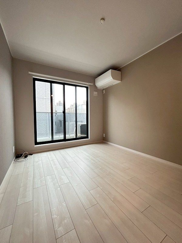 �y���ԁE���r���O�z�@�Ƒ����W�܂邭�났�̋��