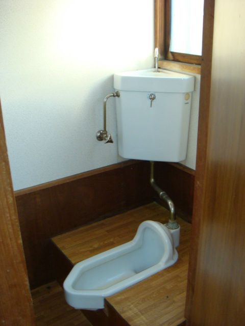 �y�g�C���z�@