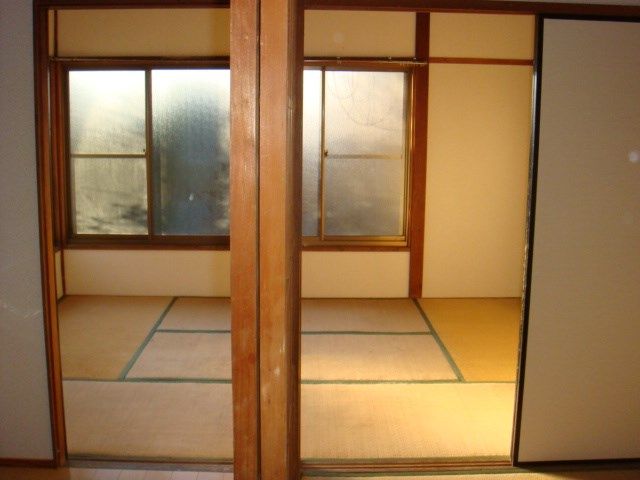 �y�Q���z�@