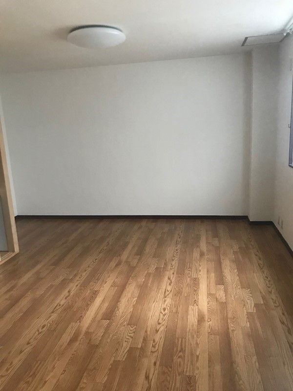 �y���ԁE���r���O�z�@�Ƌ��u���Ă���Ƃ肪����12���̉��K�ȃ��r���O�B