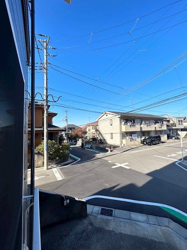 �y���]�z�@