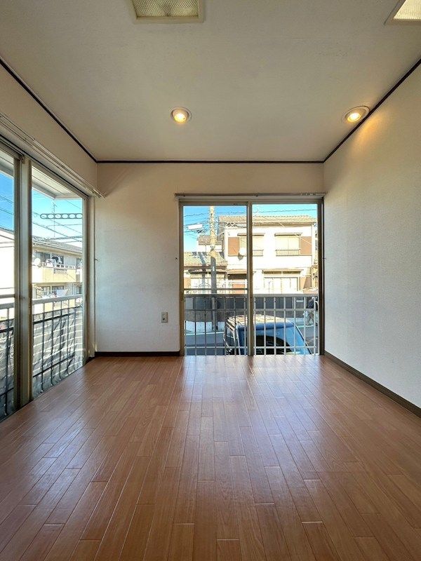 �y�Q���z�@��ʍ̌��ŊJ�����̂��閾�邢�������B