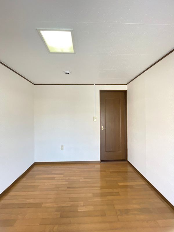 �y���̑������E�X�y�[�X�z�@