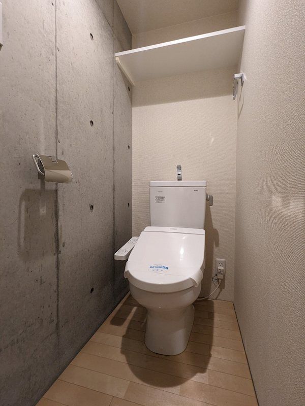 �y�g�C���z�@