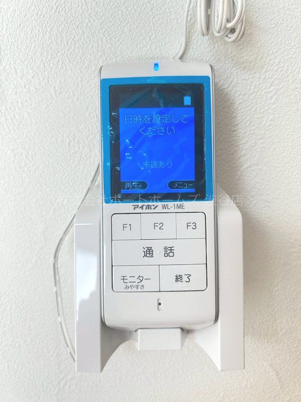 �y�Z�L�����e�B�z�@���j�^�t���C���^�[�t�H���ŗ��q�����S�ł�