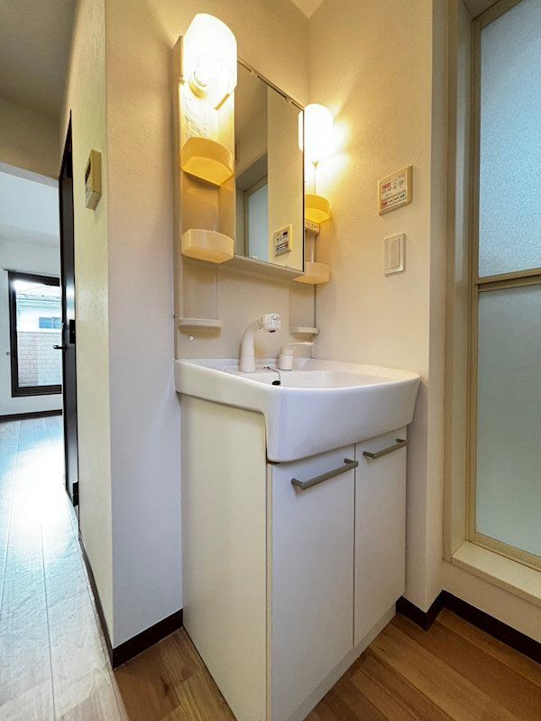 �y���ʏ��z�@