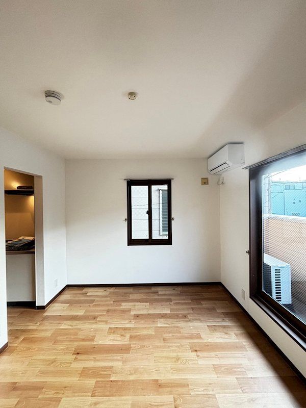 �y���̑������E�X�y�[�X�z�@