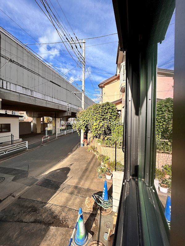 �y���]�z�@