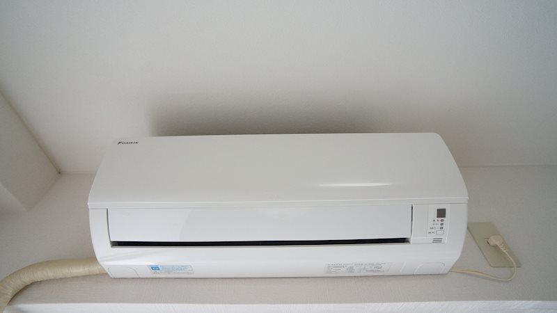 �y���̑��ݔ��z�@�G�A�R��