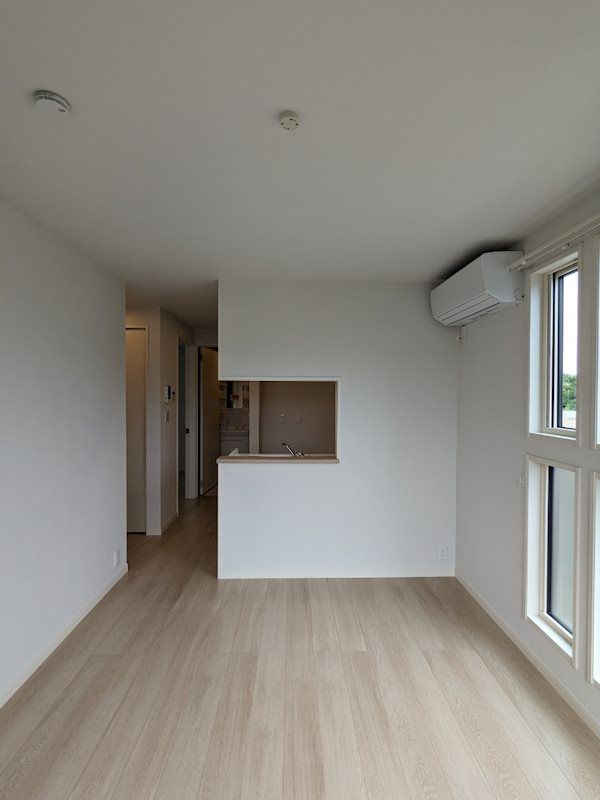 �y���ԁE���r���O�z�@