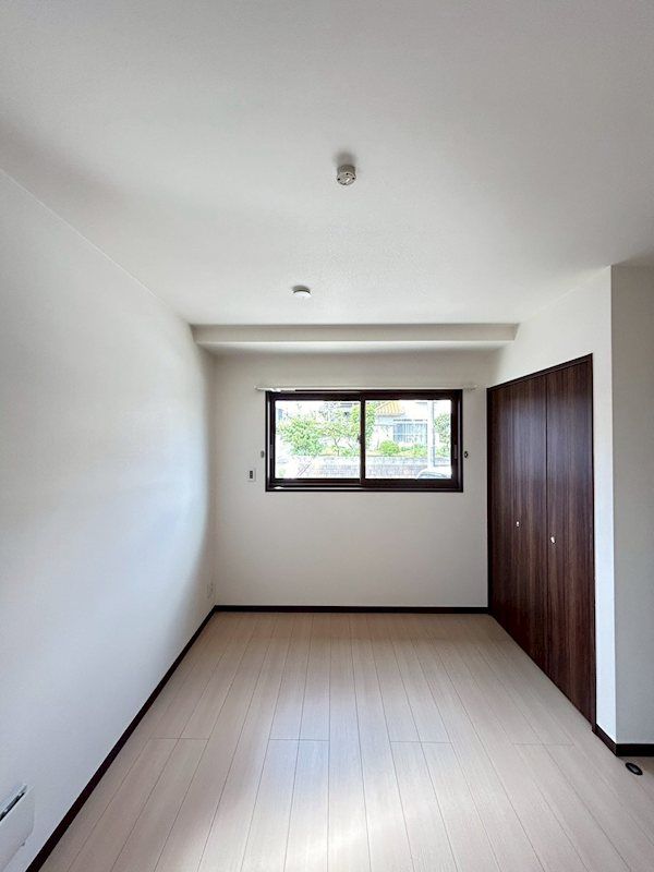 �y�Q���z�@