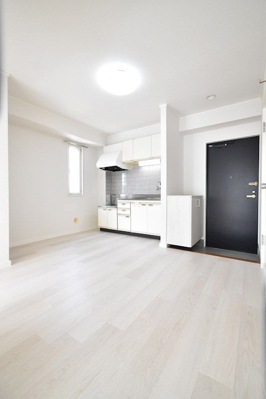 �y���ԁE���r���O�z�@