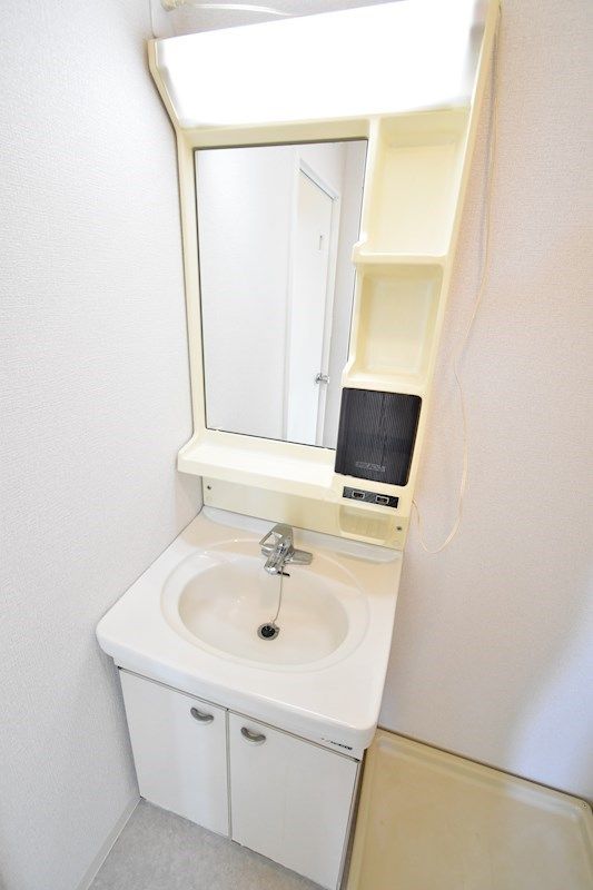 �y���ʏ��z�@