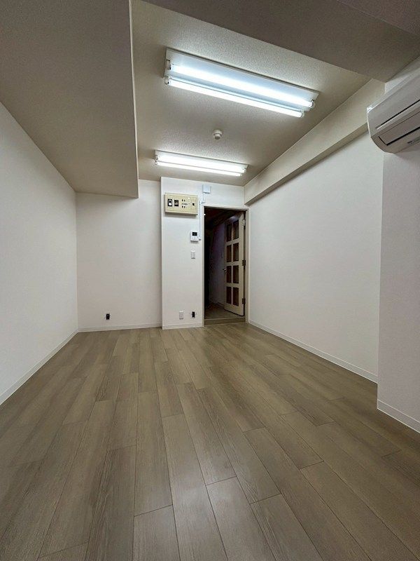 �y���̑������E�X�y�[�X�z�@