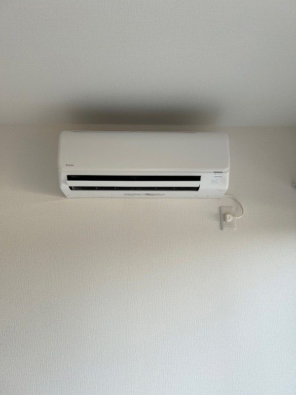 y̑ݔz@Ă~A{^ЂƂŉKB