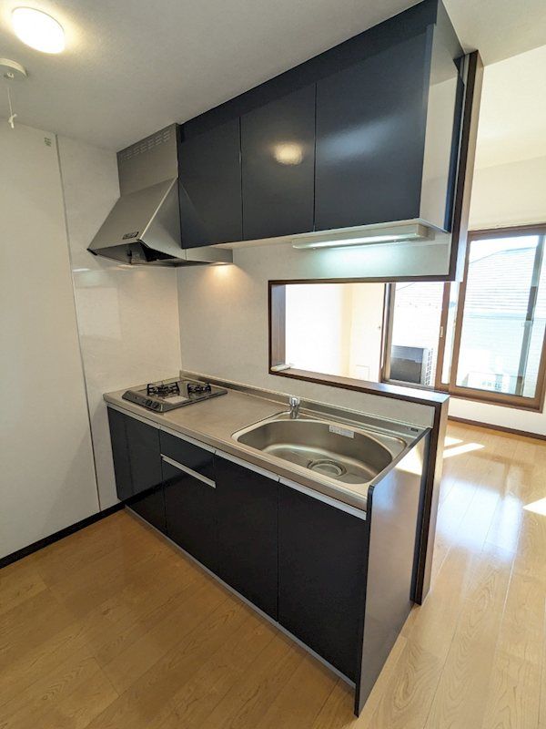 �y�L�b�`���z�@