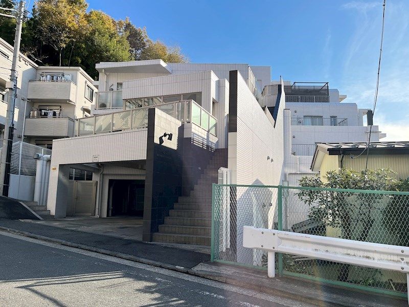 �y�����O�ρz�@