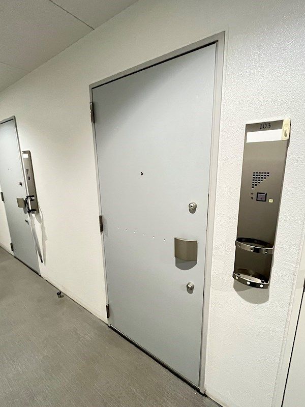 �y���ցz�@