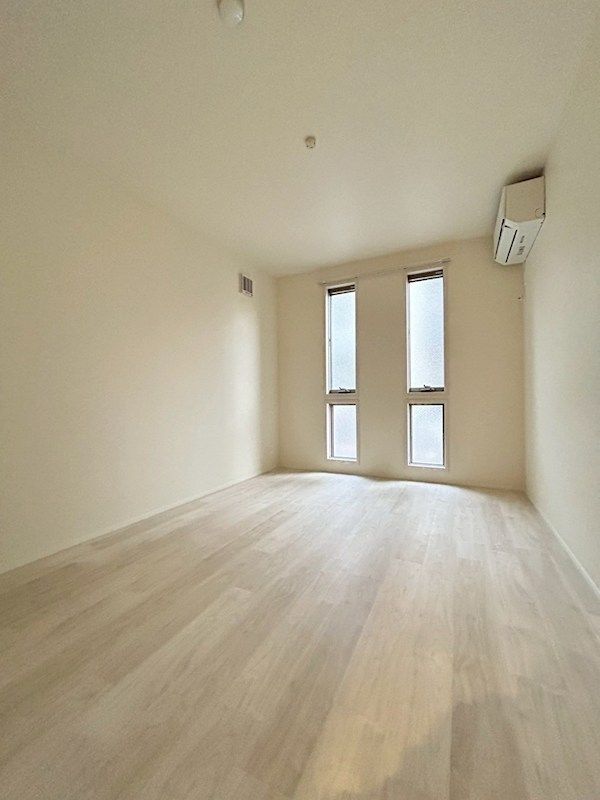 �y���̑������E�X�y�[�X�z�@